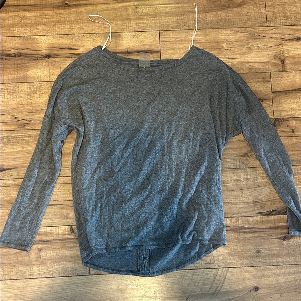 CALIA by Carrie Underwood Gray Long Sleeve Top